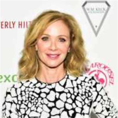 lauren holly net worth|Lauren Holly Biography: TV Series, Age, Net Worth, Parents,。